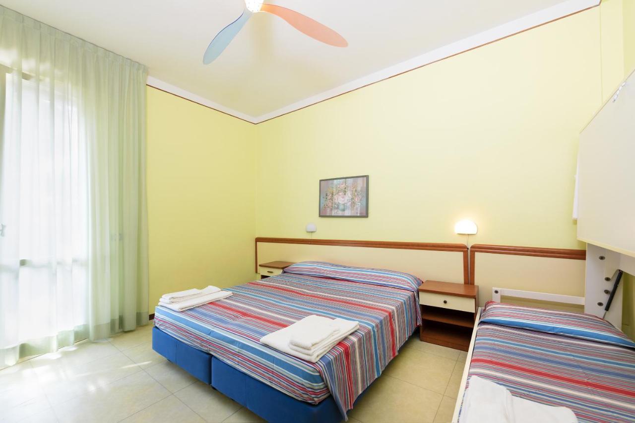Hotel Sporting Pinarella Εξωτερικό φωτογραφία